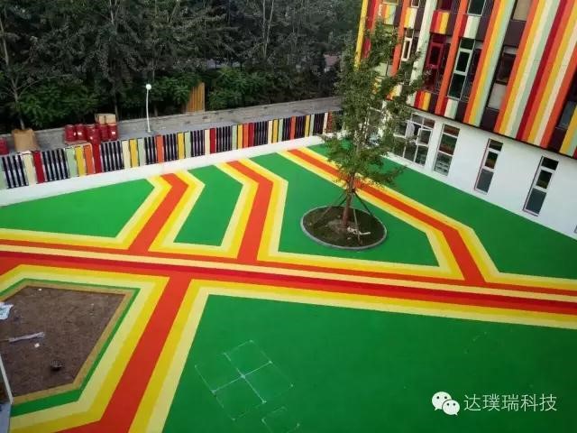 开元体育中新生态城幼儿园应用环保材料健康跑道(图1)
